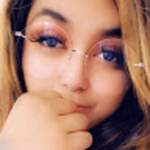 Meet your Posher, Ivonne